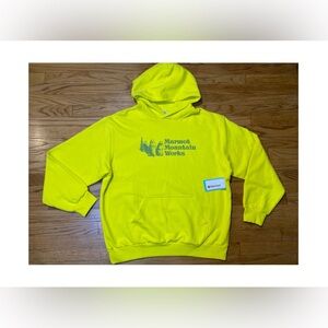 Marmot Mountain Works heavy weight hoodie Color Yellow Blaze Men’s Sz XL New